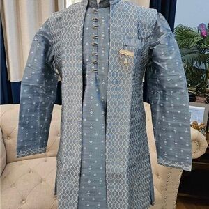 Traditional Indian Sherwani. Size 46